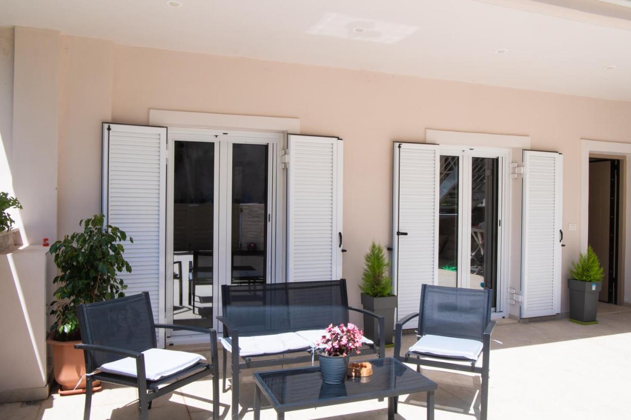 Peratzada Apartment *